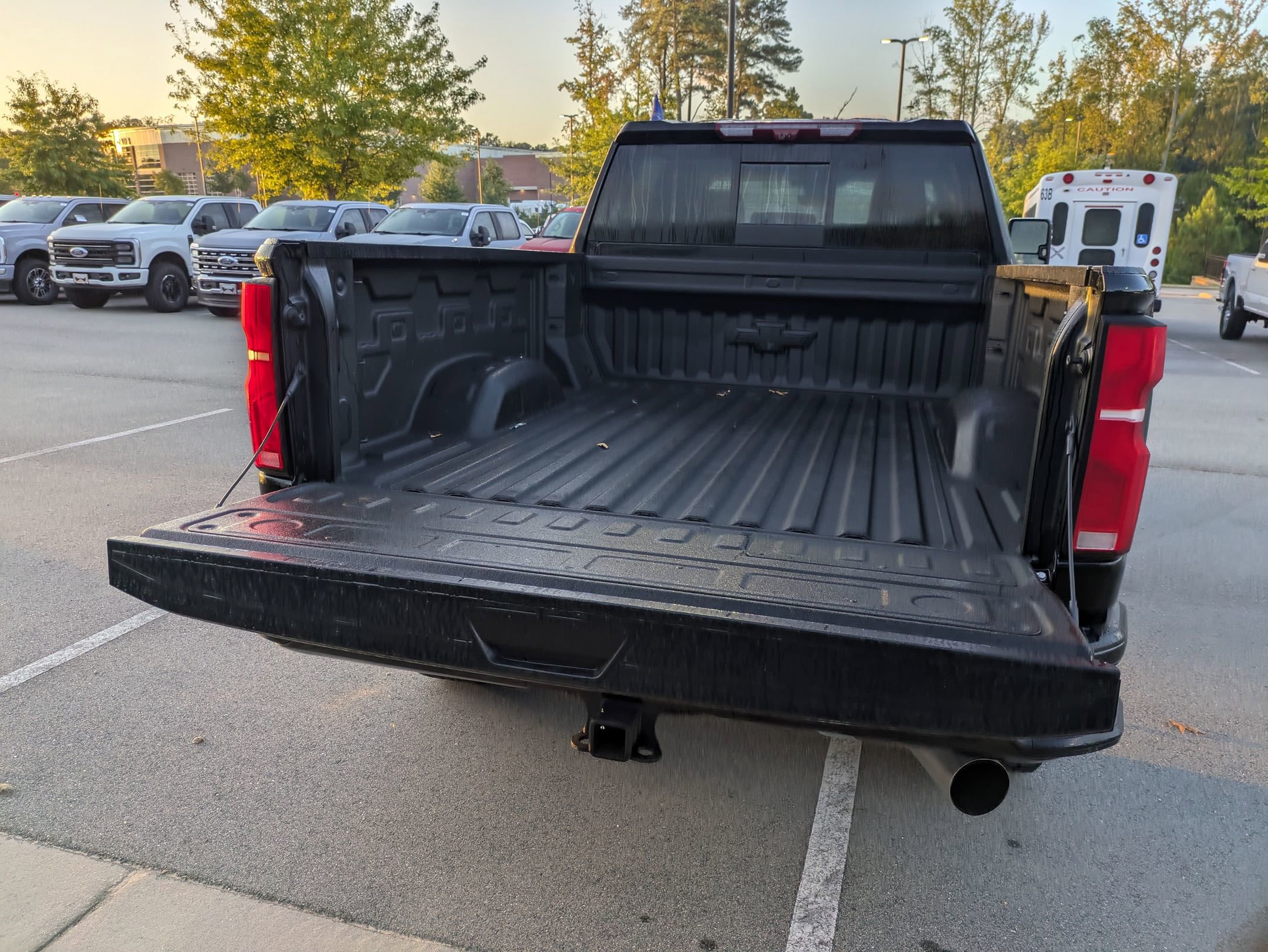 Used 2025 Chevrolet Silverado 2500 High Country w/ Technology Package image 37