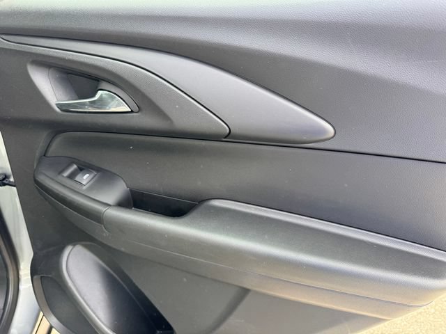 Certified 2025 Chevrolet TrailBlazer LS FWD image 9