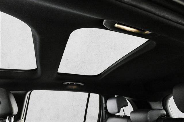 Used 2022 Mercedes-Benz GLB 250 4MATIC image 21