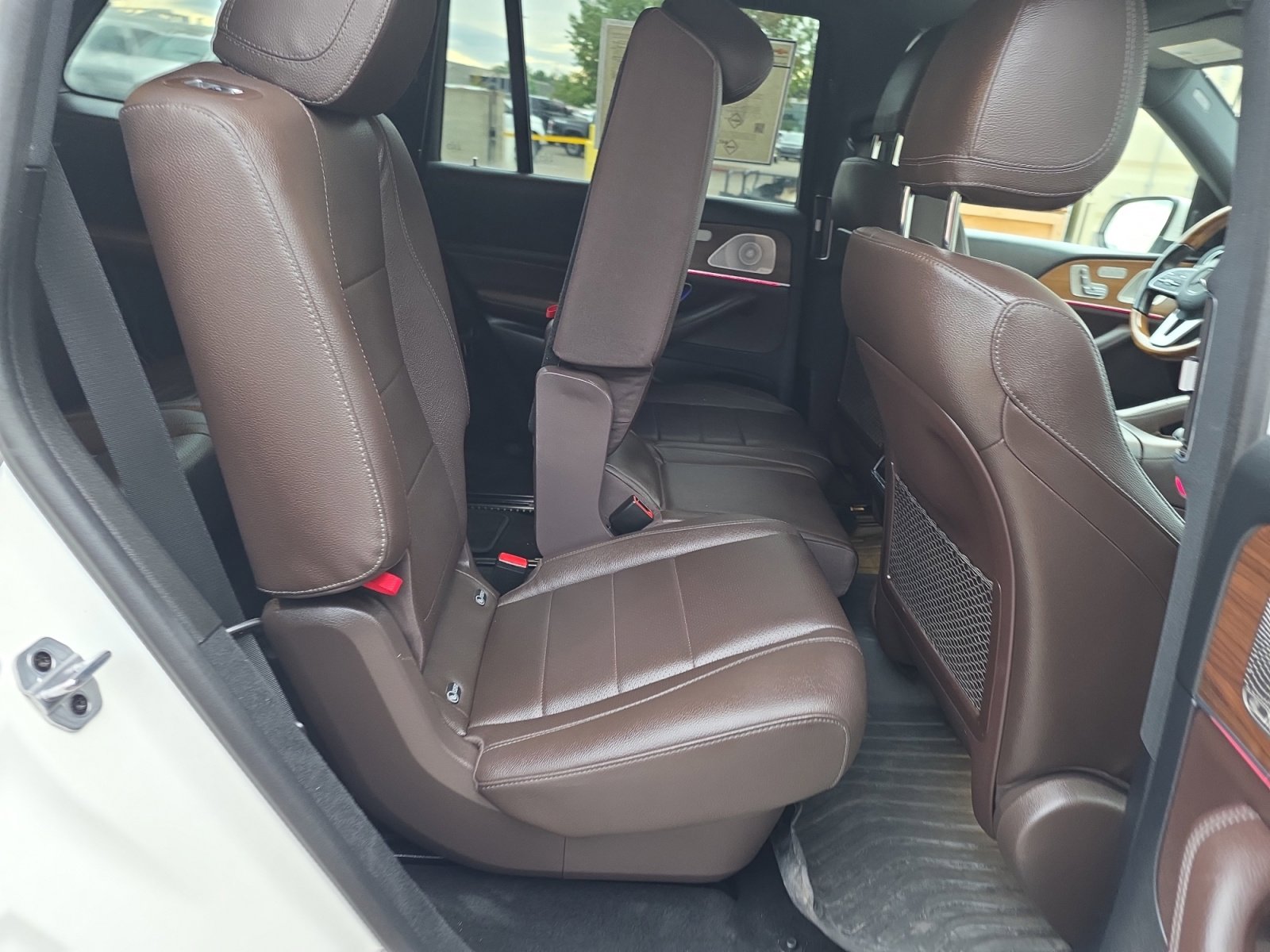 Used 2021 Mercedes-Benz GLS 450 4MATIC image 34