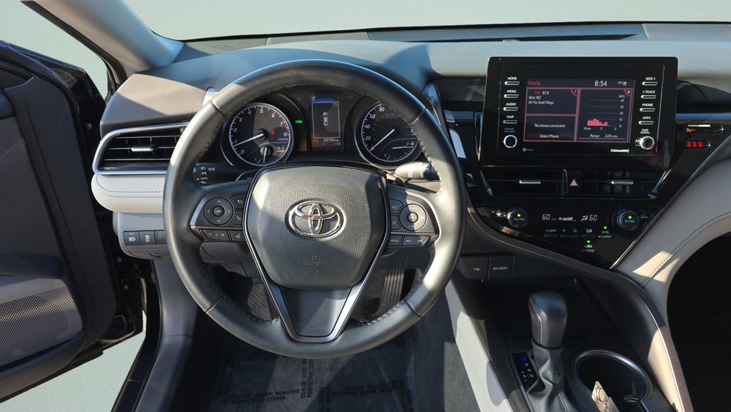 Used 2023 Toyota Camry SE w/ Convenience Package FWD image 11