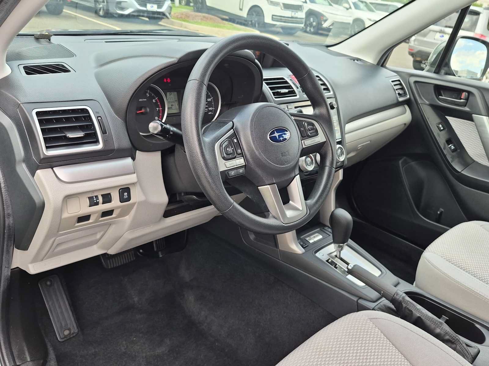 Used 2018 Subaru Forester 2.5i Premium w/ All-Weather Package AWD/4WD image 10
