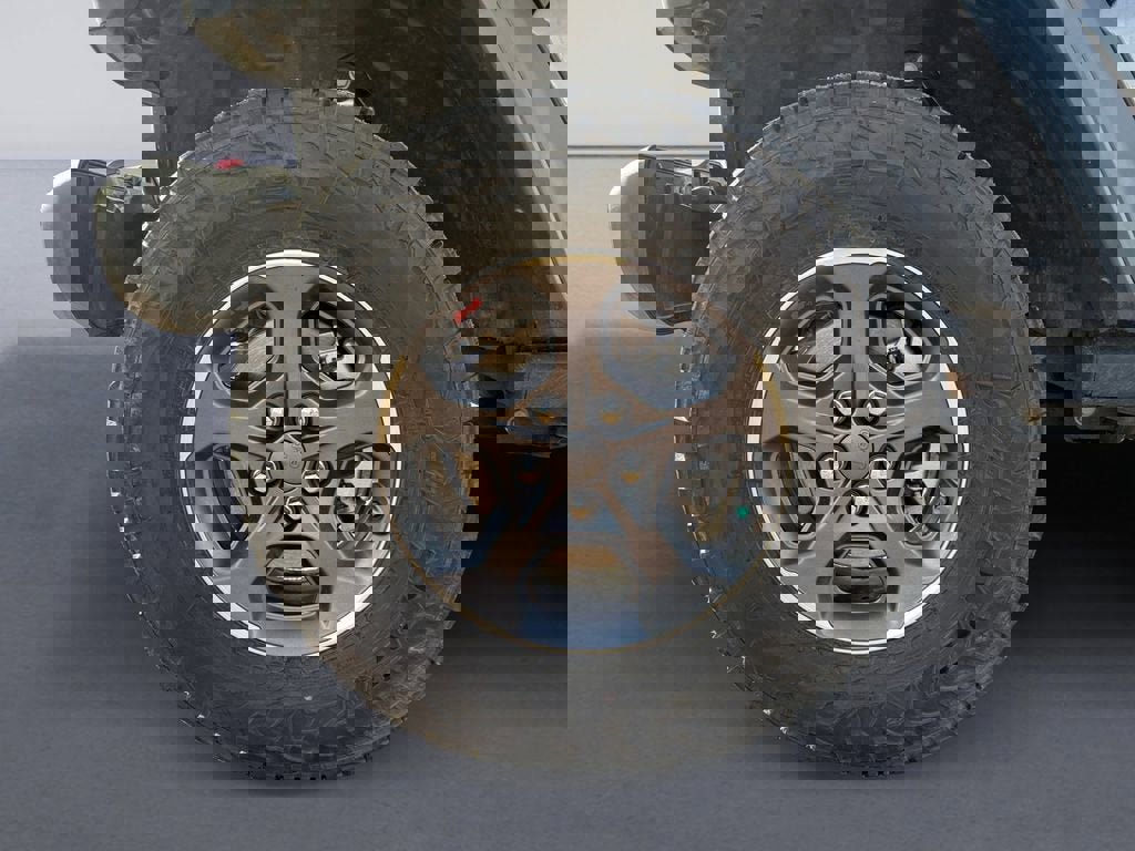 Used 2020 Jeep Gladiator Rubicon w/ Cold Weather Group image 14