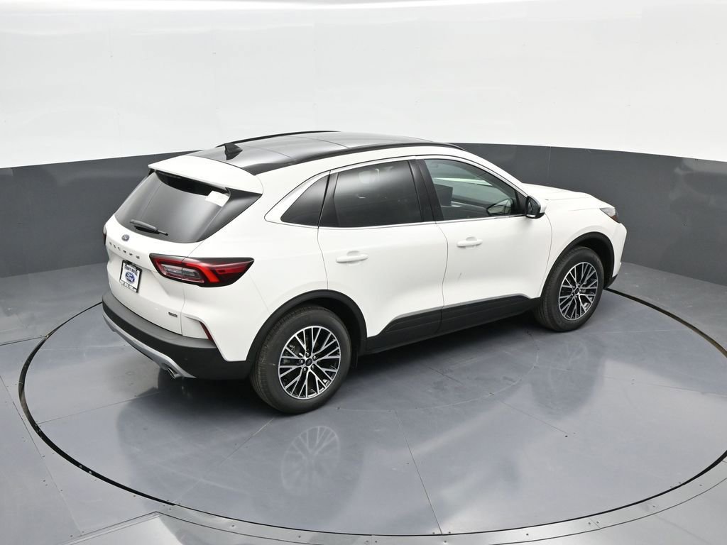 New 2025 Ford Escape SE image 30