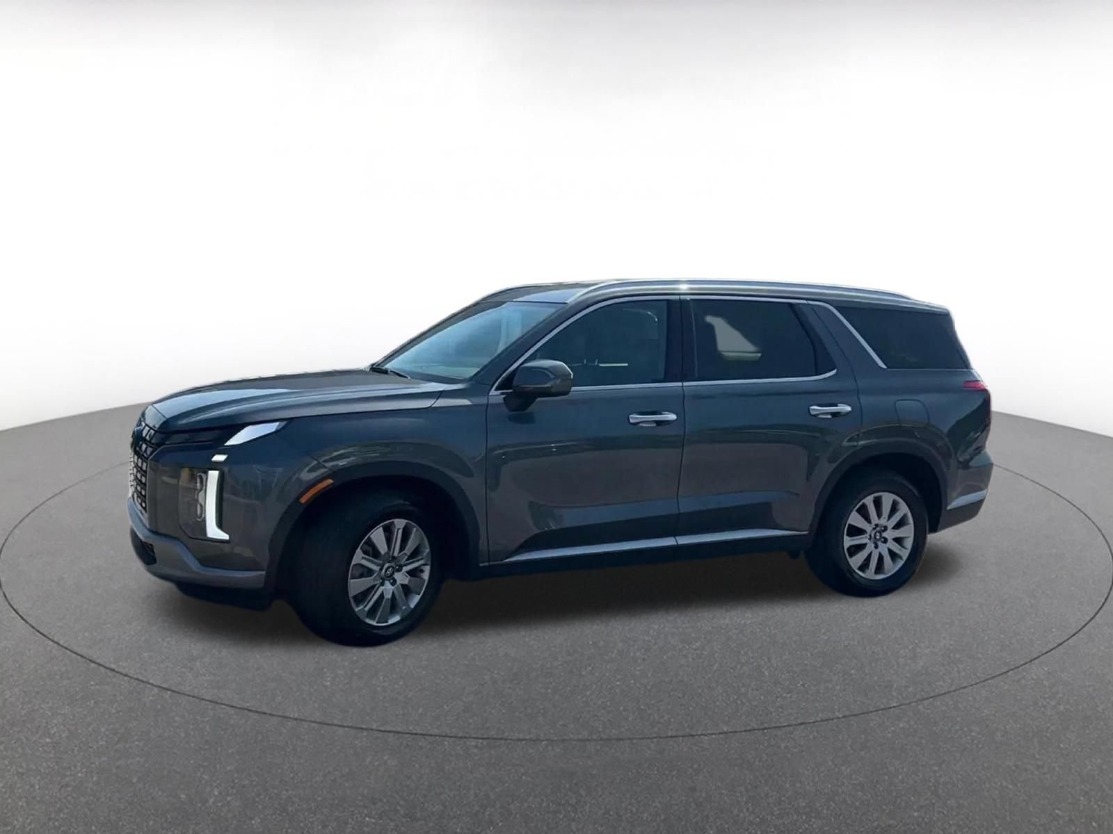 Used 2025 Hyundai Palisade SEL FWD image 7
