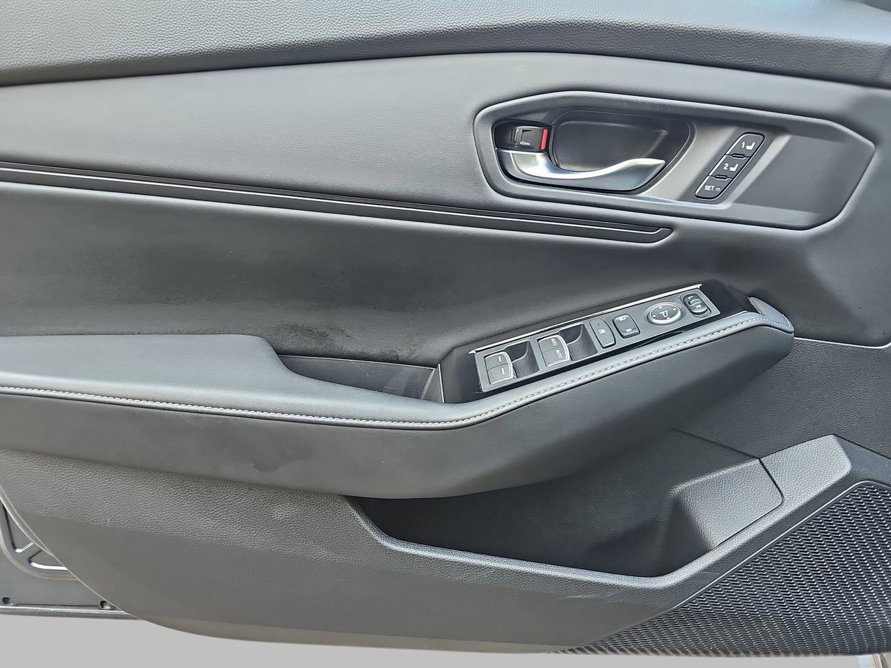 Used 2023 Honda Accord Touring image 27