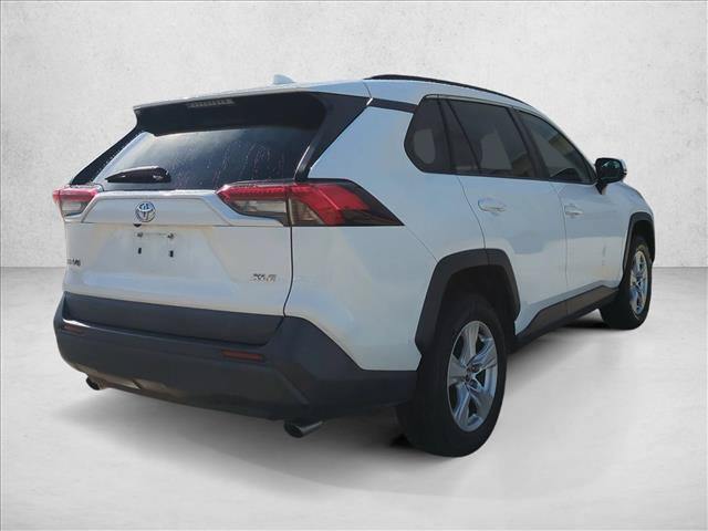 Used 2020 Toyota RAV4 XLE FWD image 5