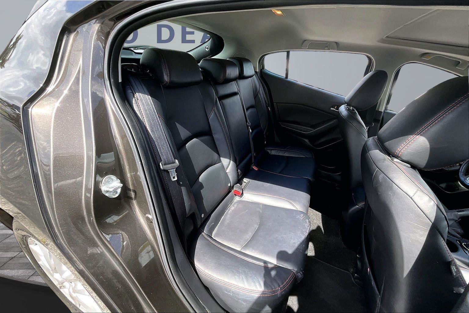 Used 2015 MAZDA MAZDA3 i Grand Touring FWD image 24