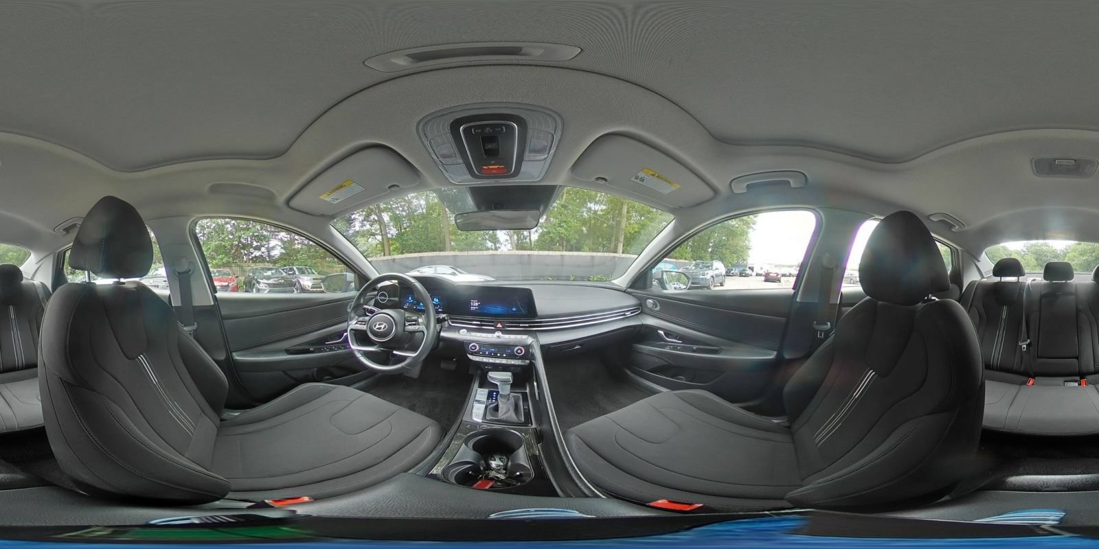 Used 2025 Hyundai Elantra SEL FWD image 37