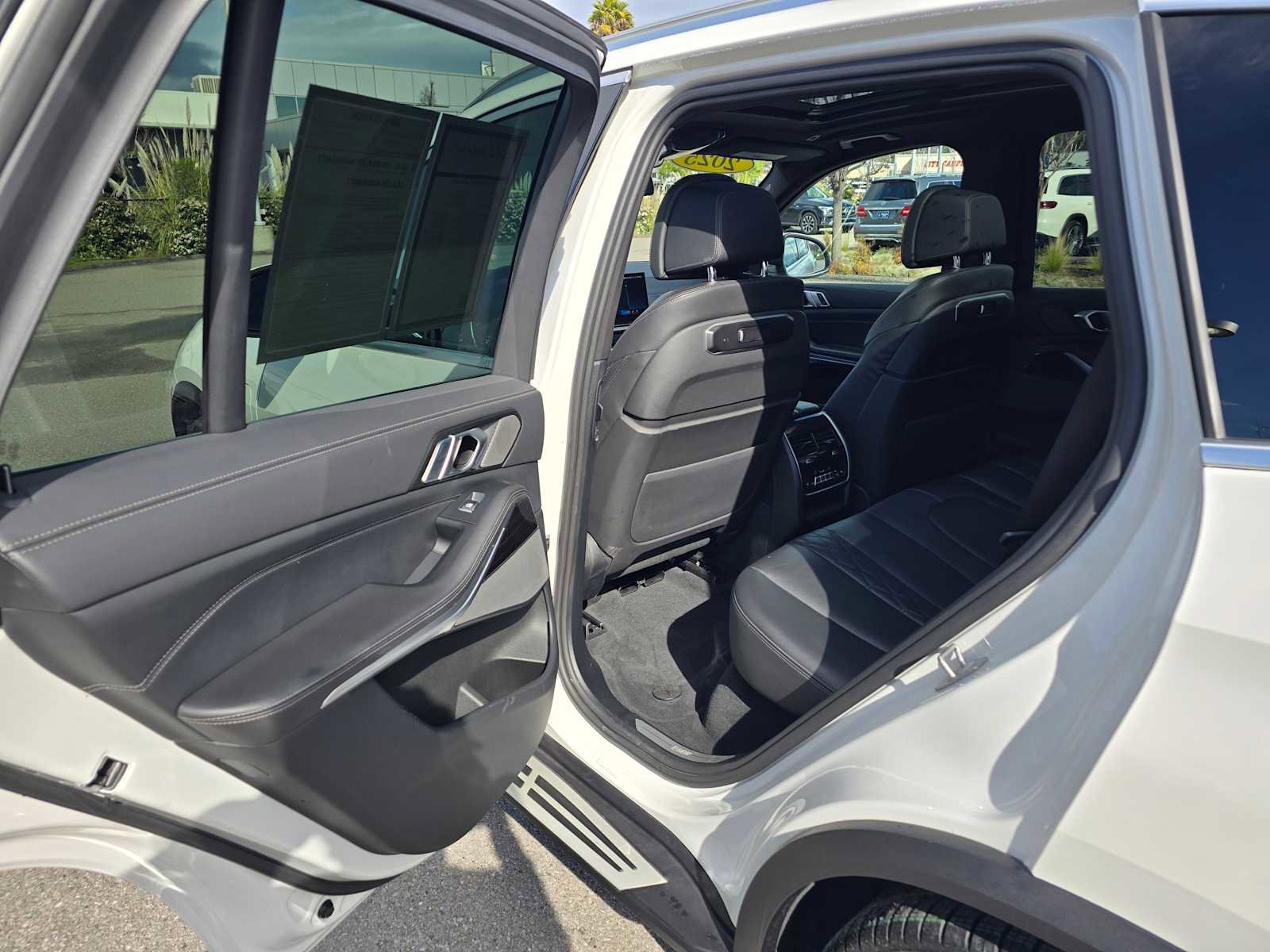 Used 2025 BMW X5 xDrive50e image 17