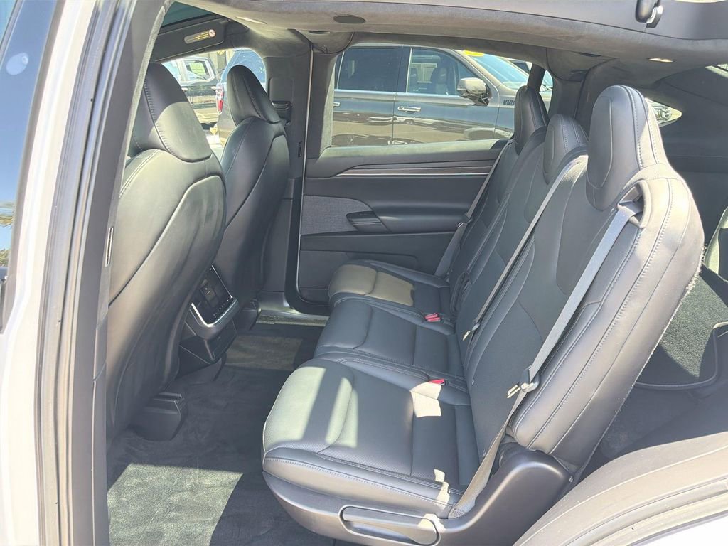 Used 2023 Tesla Model X AWD/4WD image 26