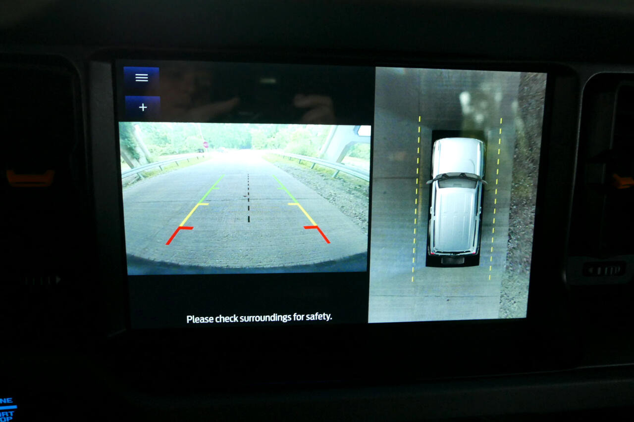 Used 2021 Ford Bronco Badlands image 18