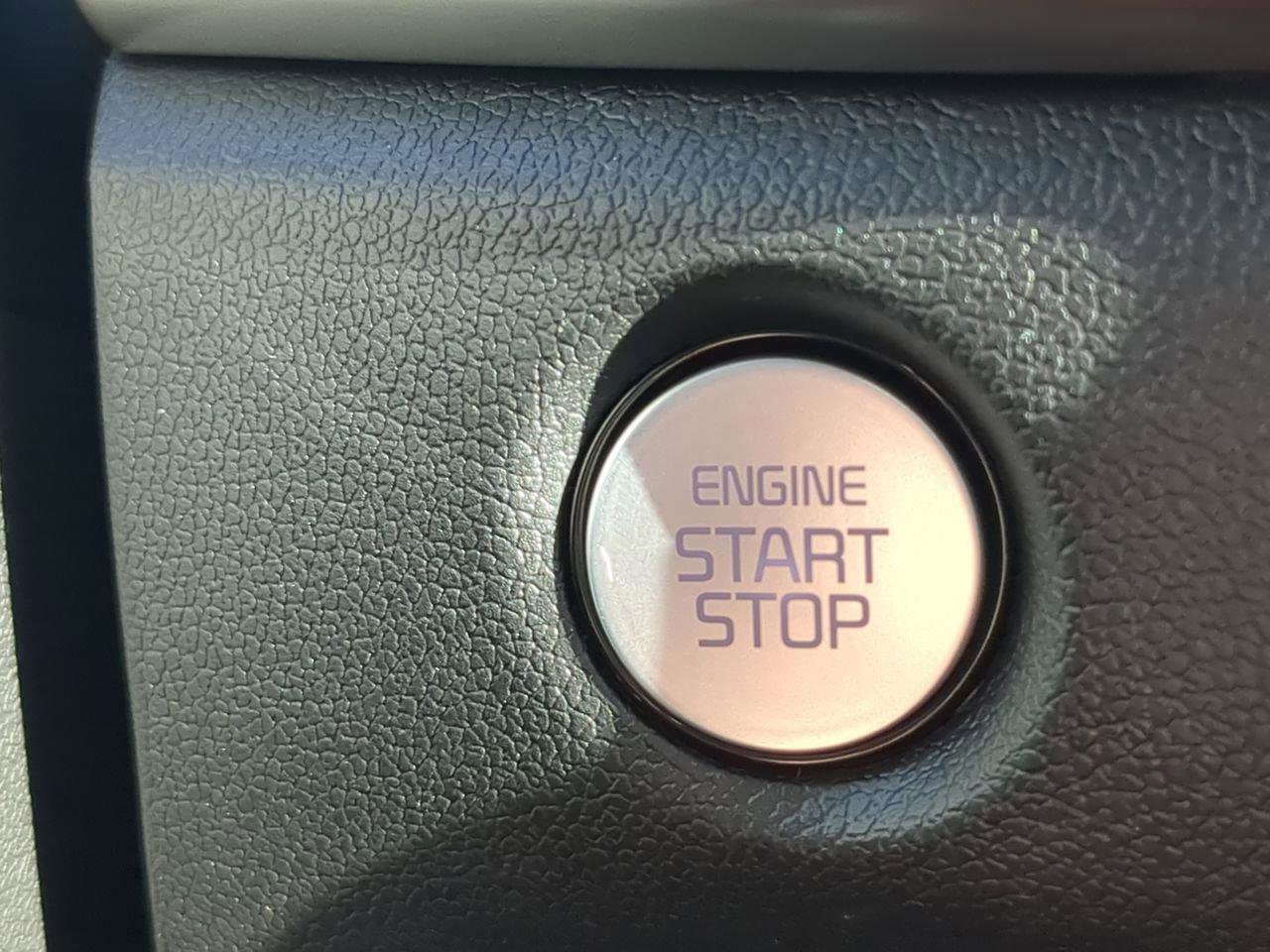 New 2026 Kia Sorento S w/ S Panoramic Sunroof Package image 14