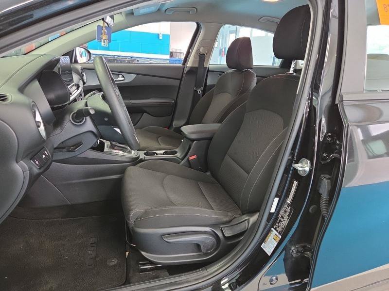 Used 2021 Kia Forte LXS FWD image 8