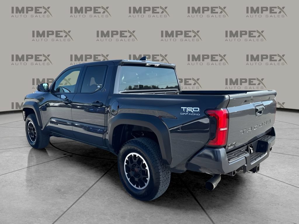 Used 2026 Toyota Tacoma TRD Off-Road AWD/4WD image 3
