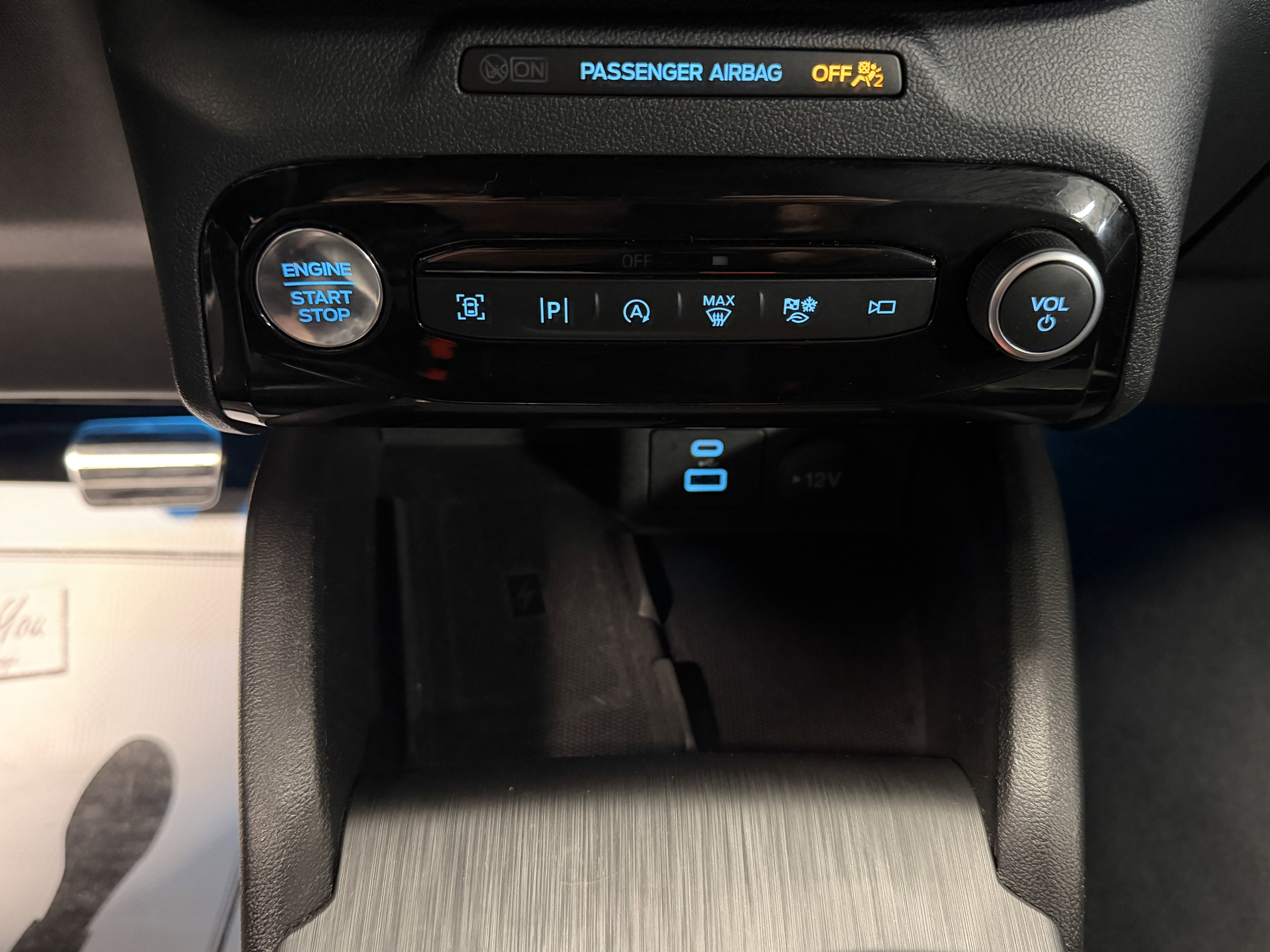 Used 2023 Ford Escape ST-Line Elite image 10