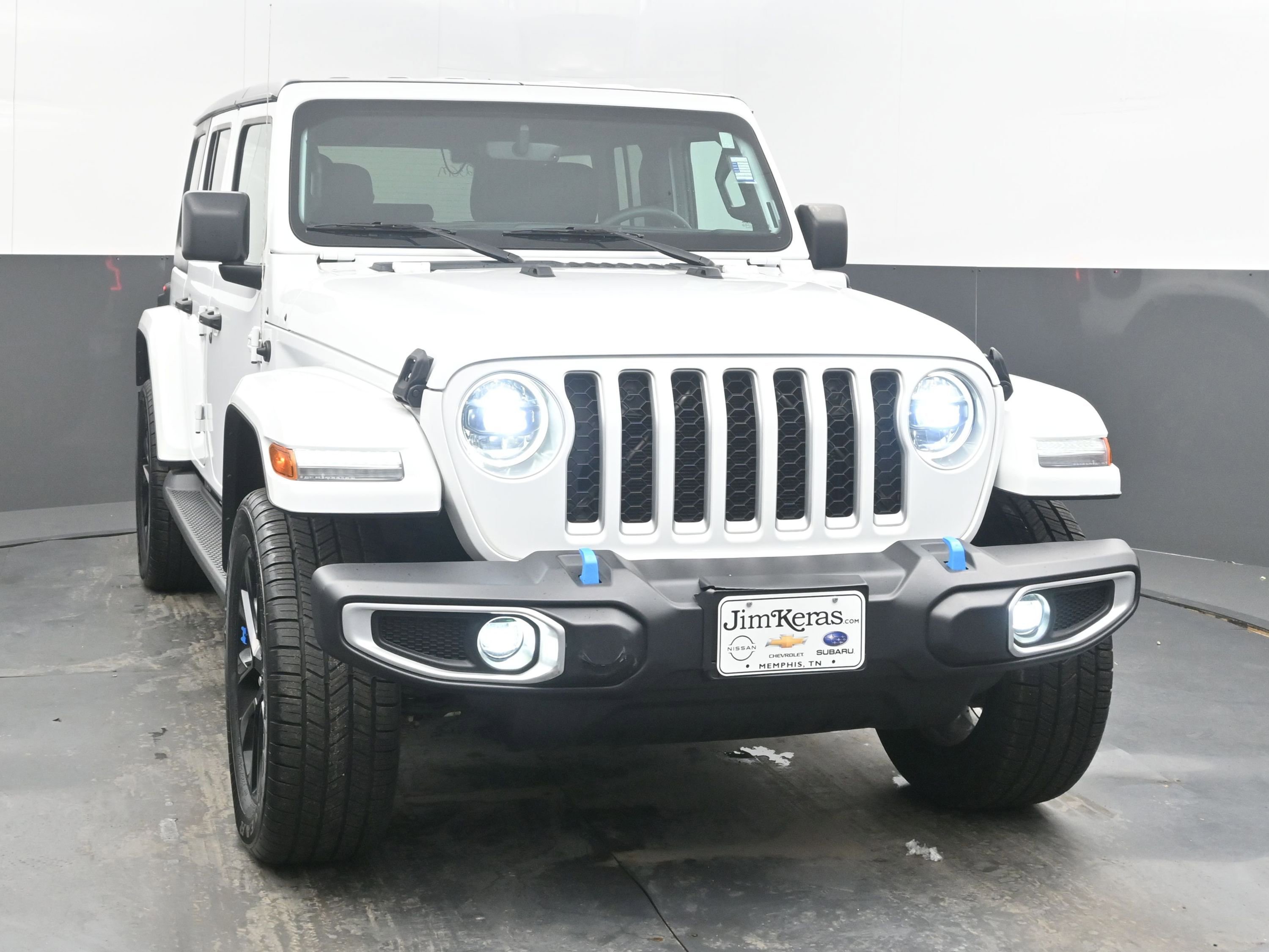 Used 2023 Jeep Wrangler Sahara image 3