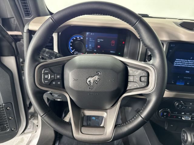 Used 2024 Ford Bronco Wildtrak image 10