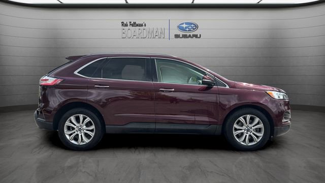 Used 2019 Ford Edge Titanium w/ Cold Weather Package AWD/4WD image 3