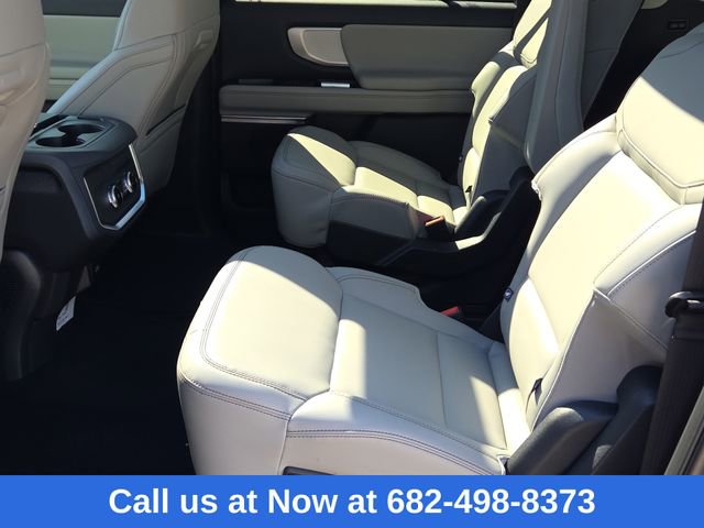 New 2025 Ford Expedition Max Active image 17