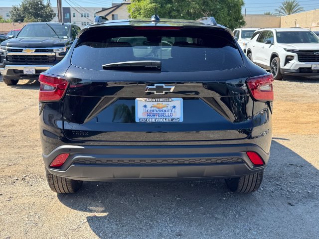 New 2026 Chevrolet Trax LT w/ Driver Confidence Package FWD image 4