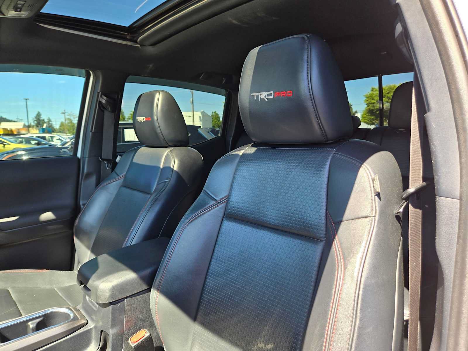Used 2019 Toyota Tacoma TRD Pro AWD/4WD image 24