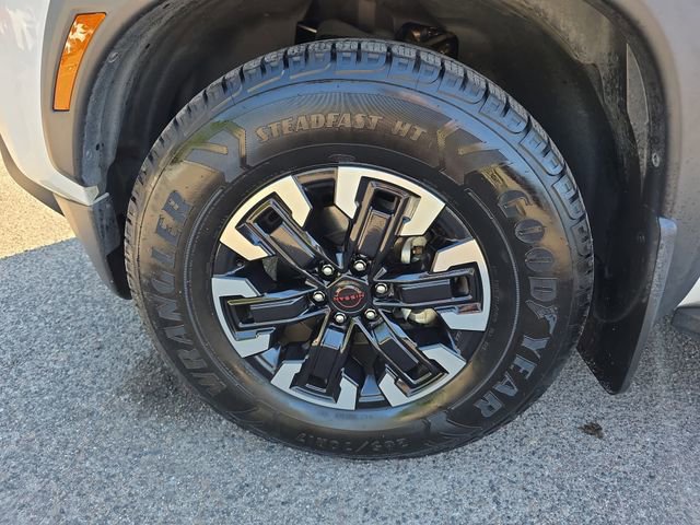 Used 2024 Nissan Frontier Pro-X w/ Pro Convenience Package RWD image 16