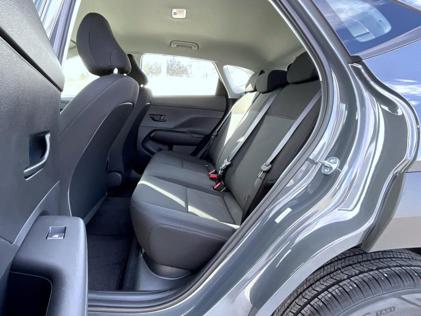 New 2026 Hyundai Kona SE image 12