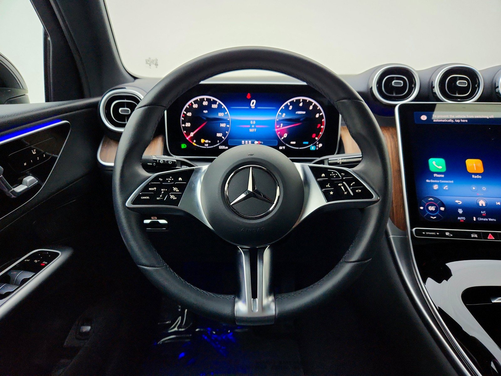 Used 2026 Mercedes-Benz GLC 300 4MATIC image 27