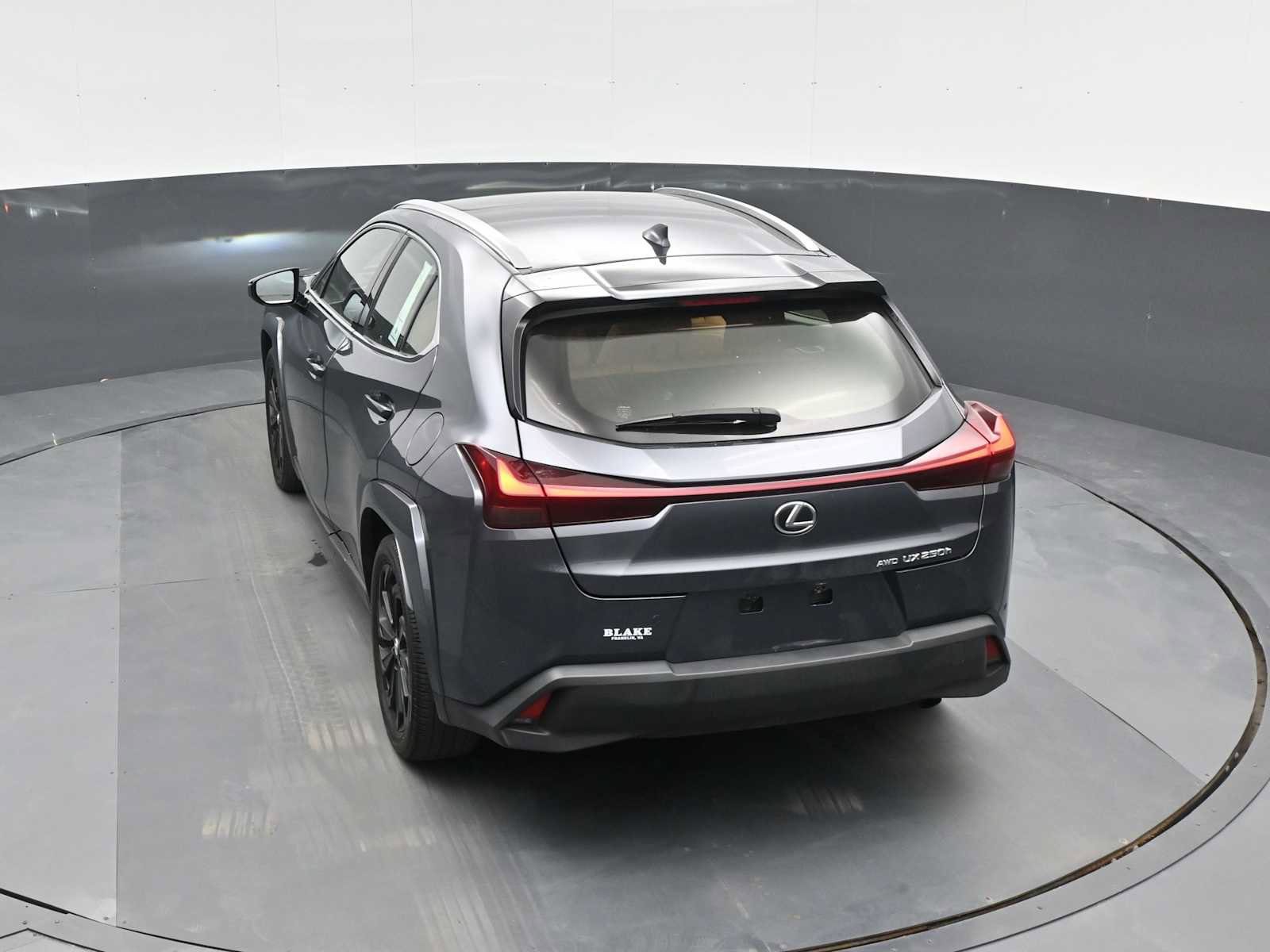 Used 2024 Lexus UX 250h AWD w/ Premium Package image 23