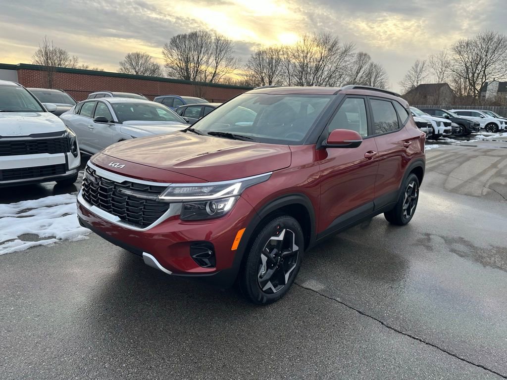 Certified 2026 Kia Seltos S AWD/4WD image 3