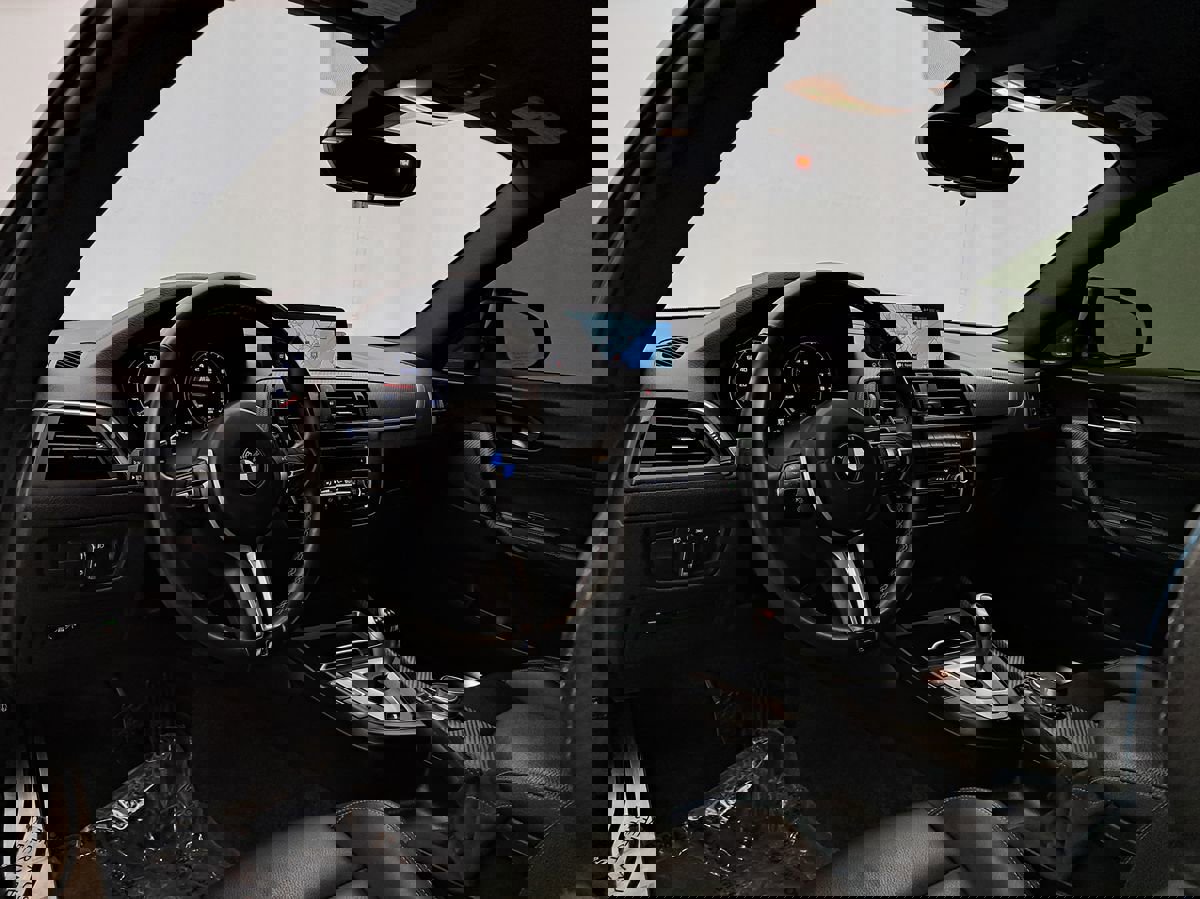 Used 2020 BMW M2 Competition w/ Executive Package image 7