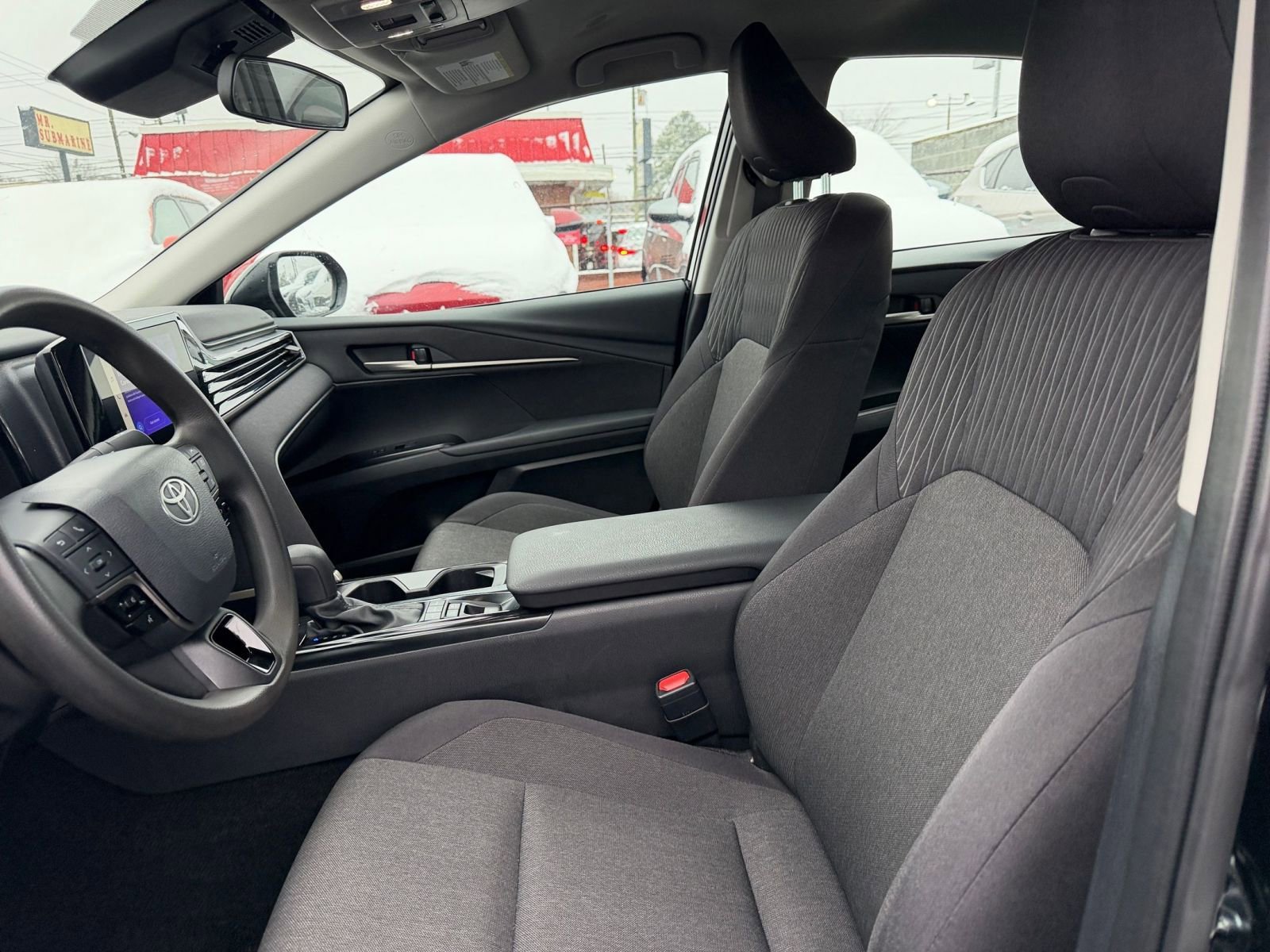 Used 2025 Toyota Camry LE image 25