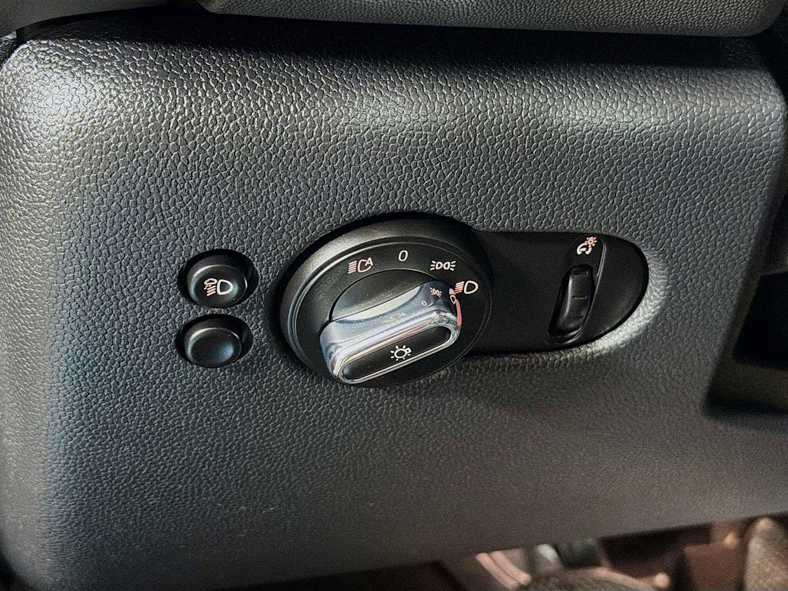 Used 2022 MINI Cooper S image 10