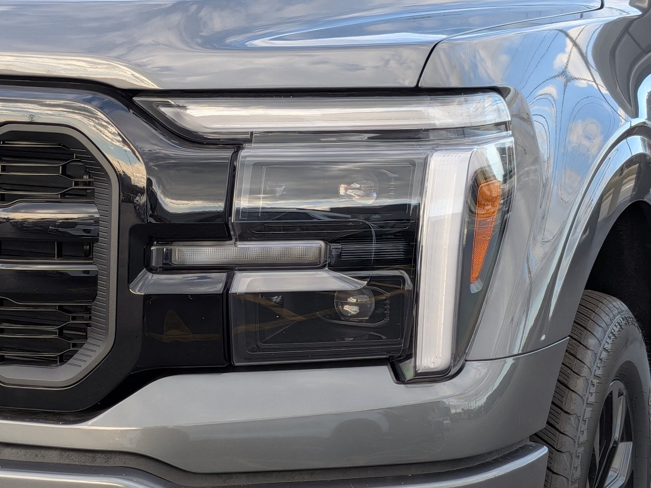 New 2026 Ford F150 Lariat w/ Equipment Group 501A Mid AWD/4WD image 10