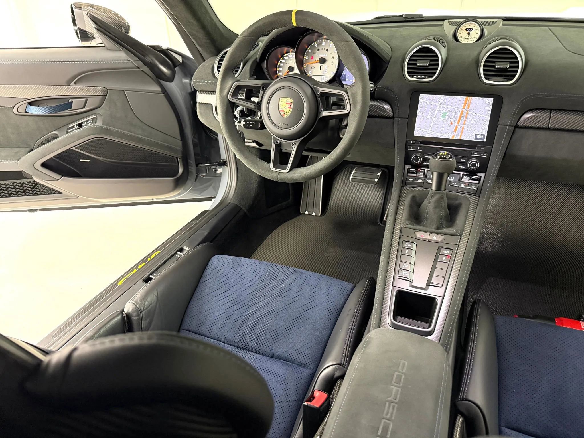 Used 2023 Porsche 718 Cayman GT4 RS image 24