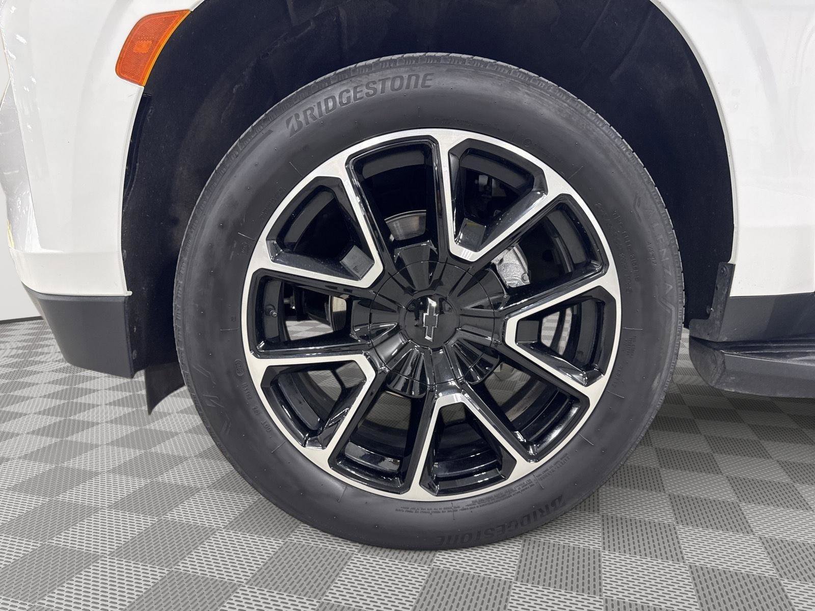 Used 2024 Chevrolet Tahoe RST w/ Luxury Package image 6