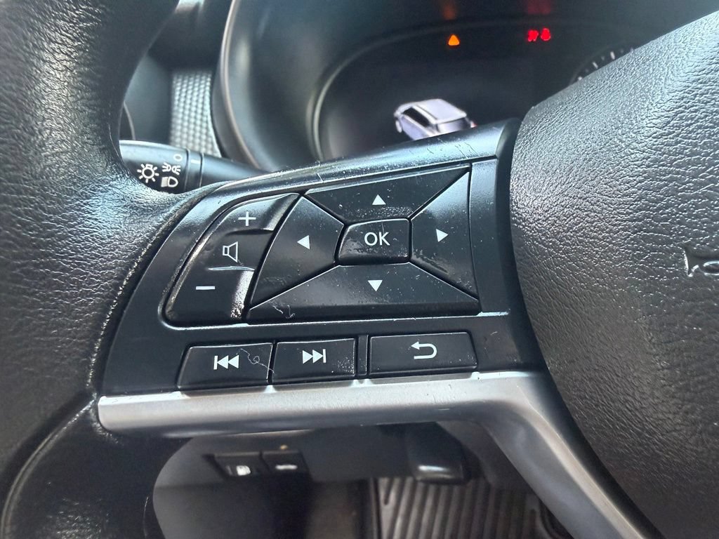 Used 2023 Nissan Kicks SV FWD image 15