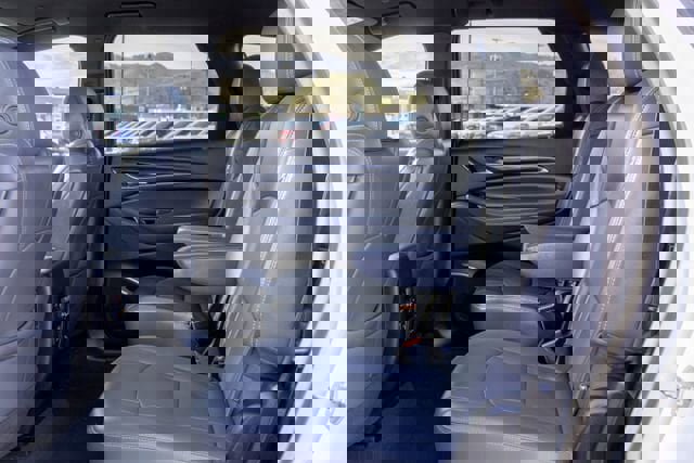 Used 2024 Buick Enclave Premium image 8