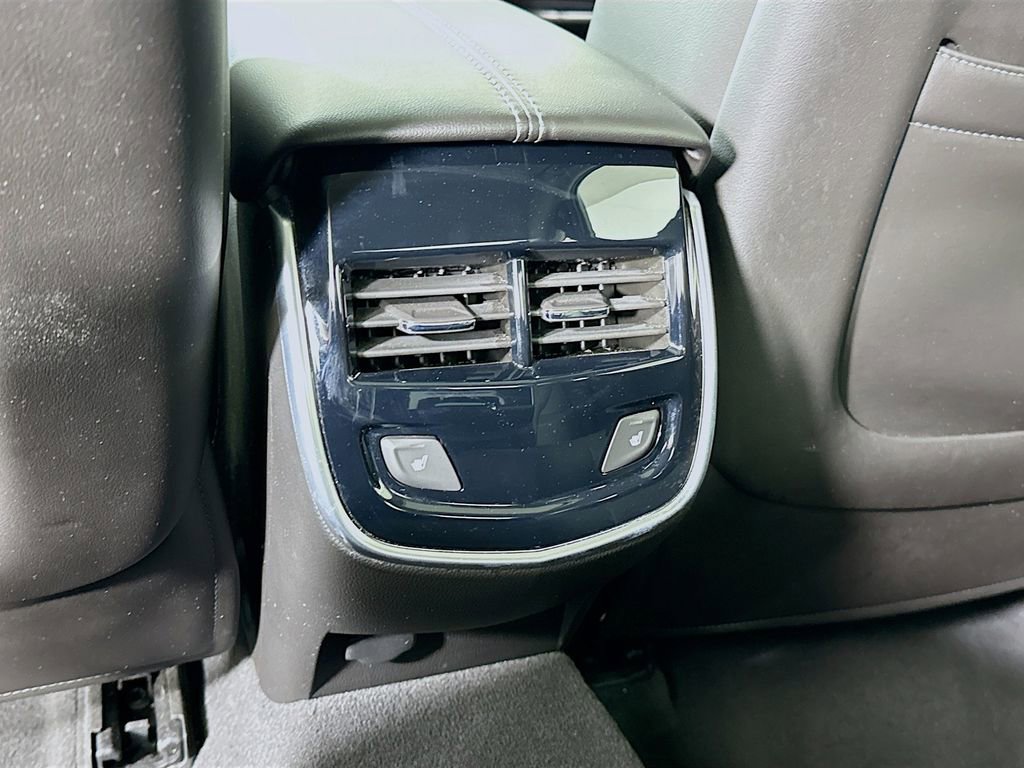 Used 2015 Cadillac XTS Luxury w/ Driver Awareness Package image 29