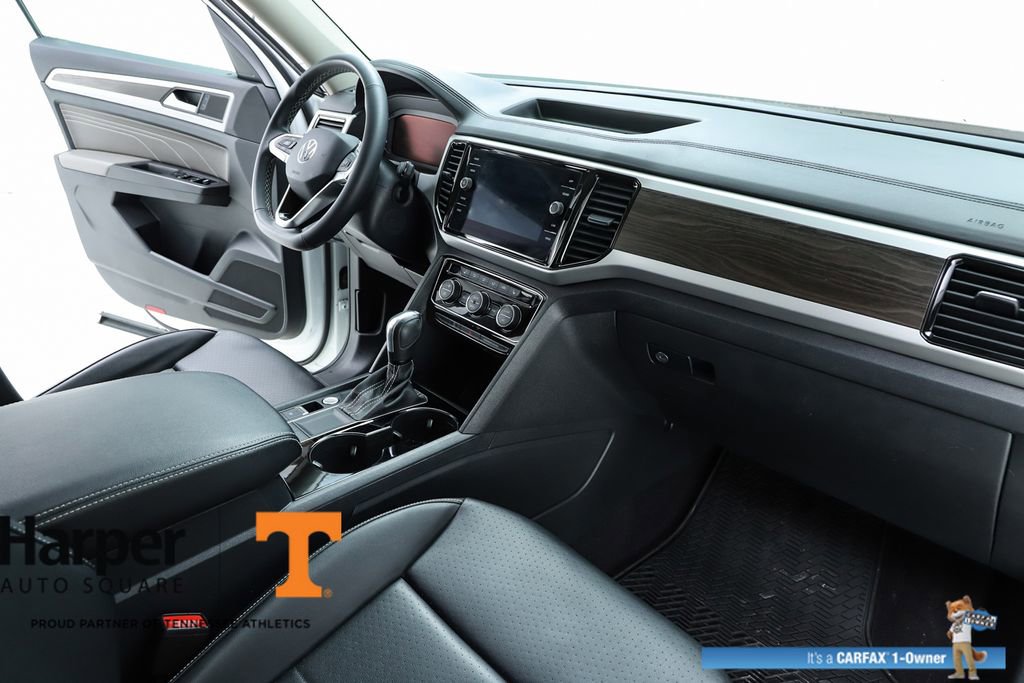 Used 2022 Volkswagen Atlas SE image 32