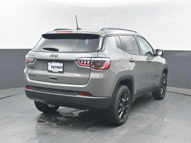 New 2027 Jeep Compass Latitude AWD/4WD image 6