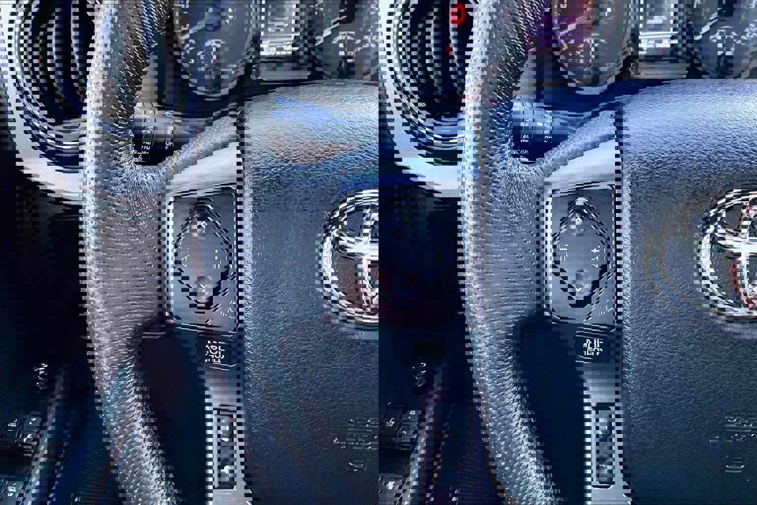 Used 2023 Toyota Tacoma TRD Off-Road image 22