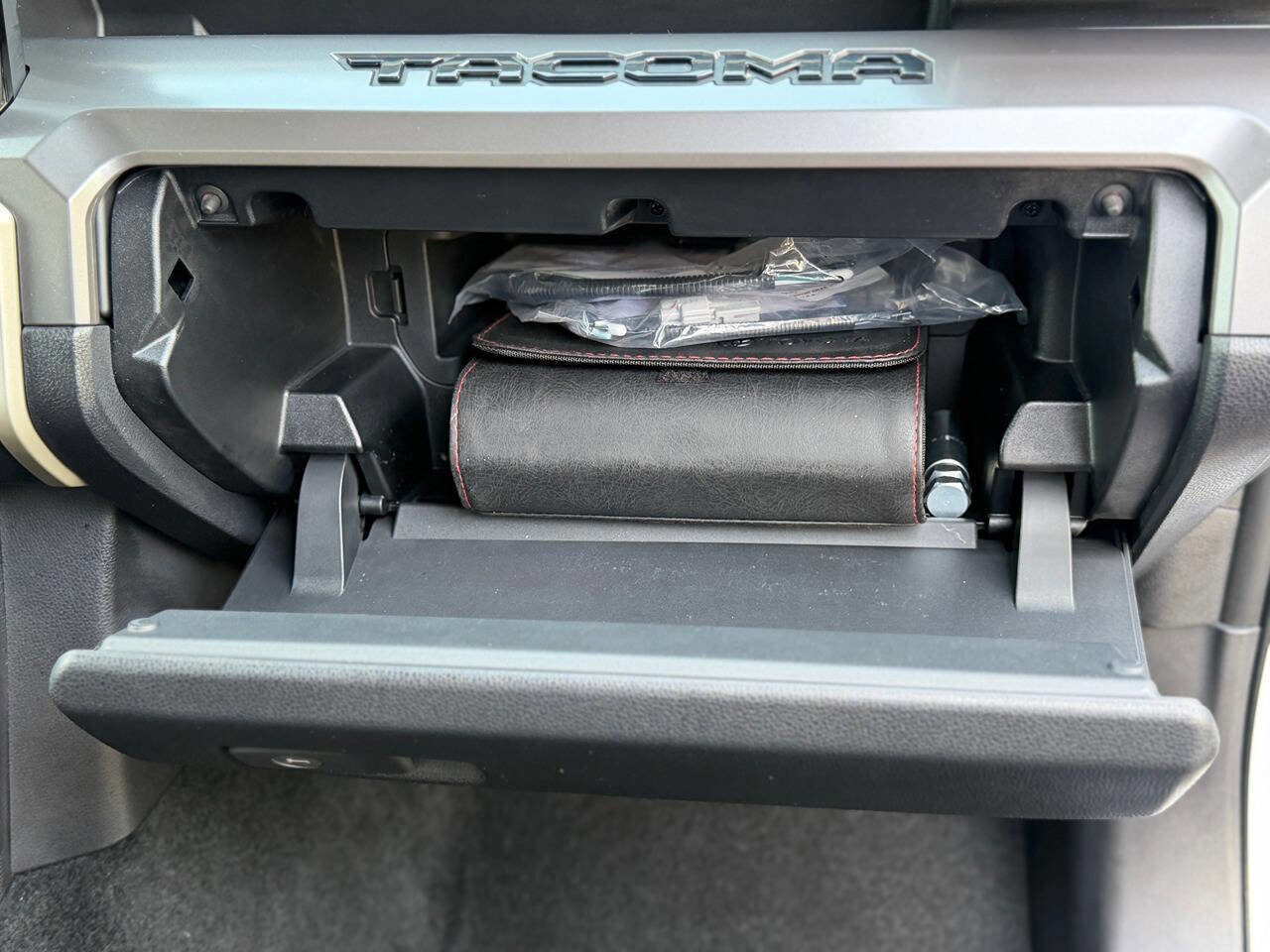 Used 2024 Toyota Tacoma TRD Off-Road w/ TRD Off Road Upgrade Package image 52