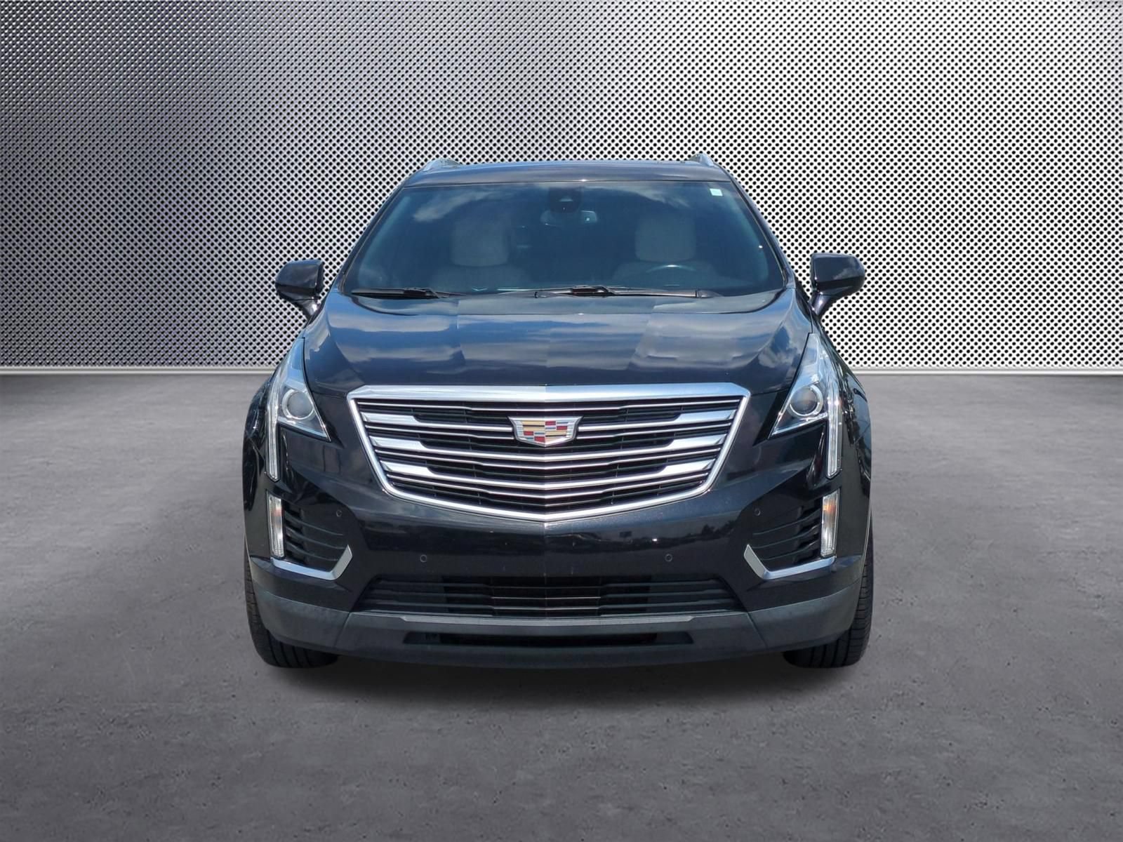 Certified 2018 Cadillac XT5 Luxury w/ Driver Awareness Package FWD image 8