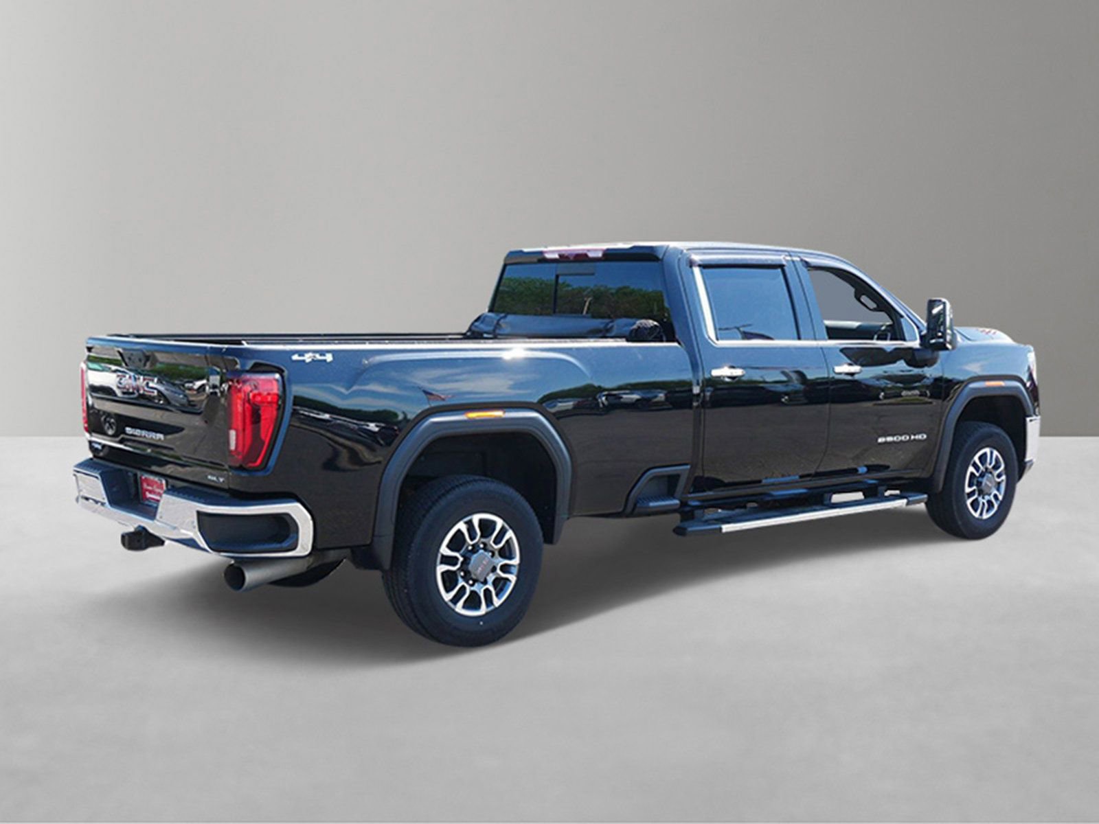 Used 2022 GMC Sierra 2500 SLT w/ SLT Premium Package AWD/4WD image 4