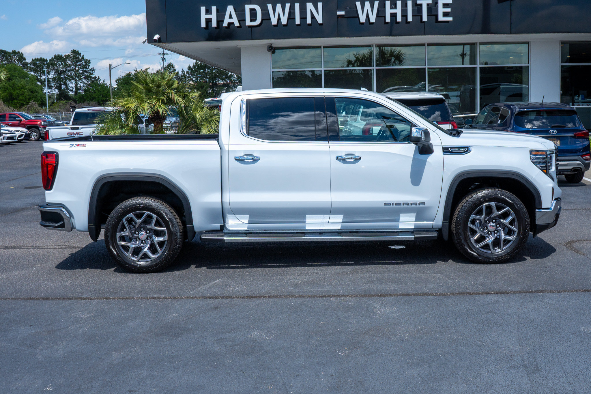 New 2026 GMC Sierra 1500 SLT w/ SLT Premium Plus Package