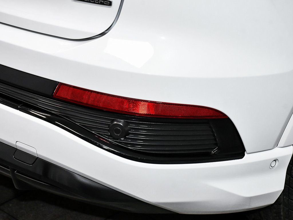 Used 2024 Audi Q4 e-tron Premium Plus w/ Premium Plus image 74