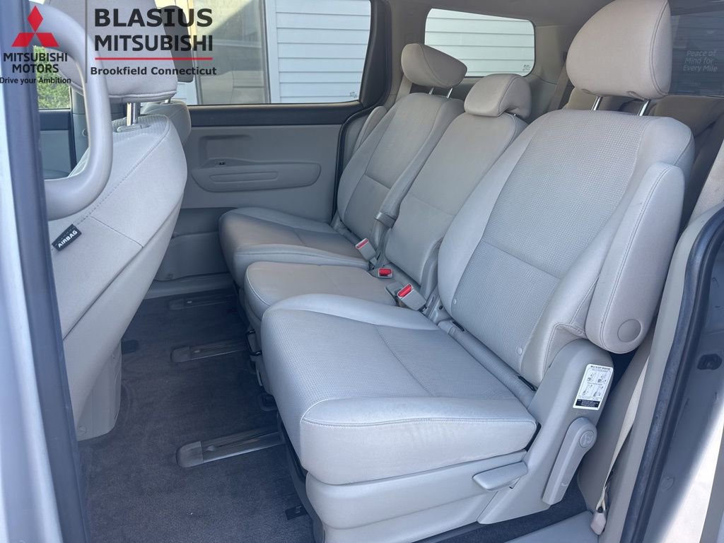 Used 2021 Kia Sedona LX FWD image 29