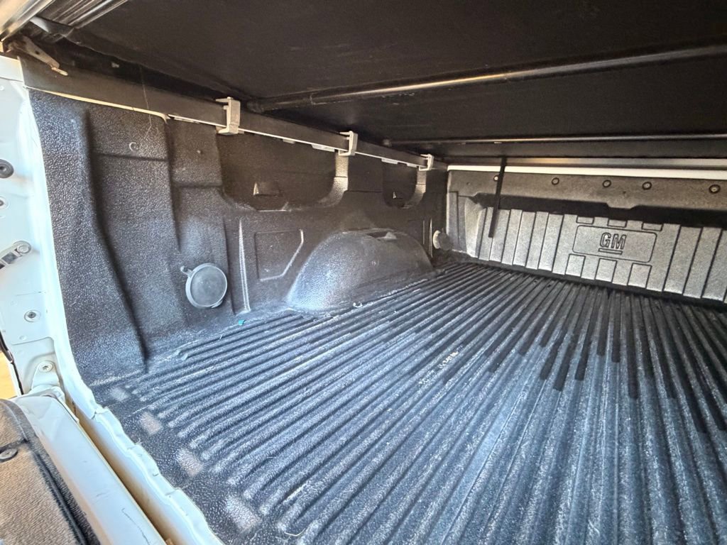 Used 2015 Chevrolet Silverado 1500 LTZ Z71 w/ LTZ Plus Package image 10